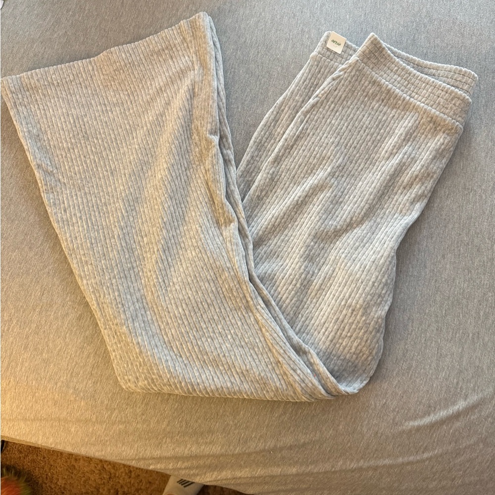 Aerie Light Gray Ribbed Hi-Rise Pants